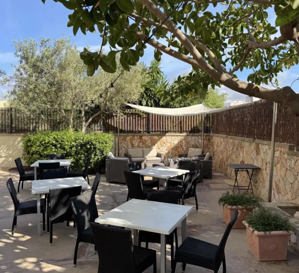 Traumhafte Finca Auf Mallorca Mit Pool 1A Lage Direkt Am Meer Bei Es Trenc Bootstouren Auf Anfrage Moeglich Sa Ràpita Španělsko