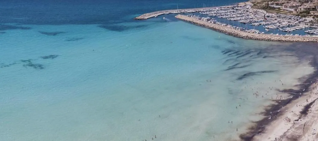 Traumhafte Finca Auf Mallorca Mit Pool 1A Lage Direkt Am Meer Bei Es Trenc Bootstouren Auf Anfrage Moeglich Sa Ràpita Španělsko